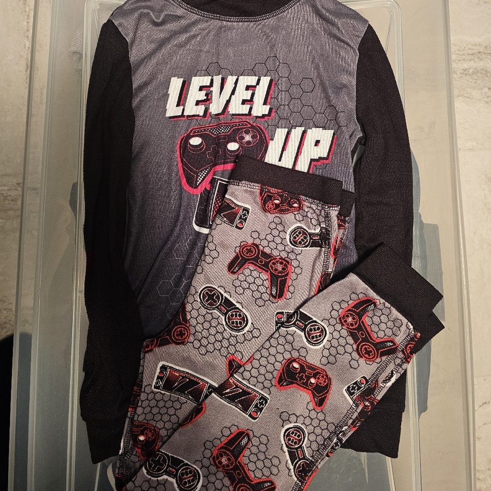 Boys Size 8 PJ Set